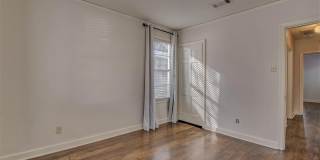 2216 N Arthur Street Gallery 9