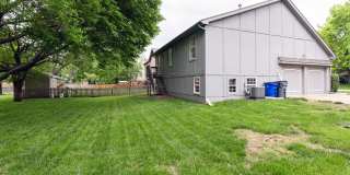 4 Bed home in Olathe- Quick access to I-35 Gallery 3