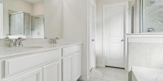 235 Hadley Lane Gallery 13