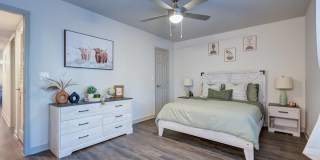 L Estancia Apartments Gallery 7