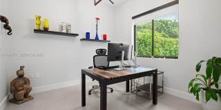 5735 SW 35th St Gallery 25