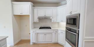 3 Bed + Study in The Greens Gallery 12