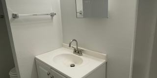 Amazing Renovated Apartments! Gallery 6