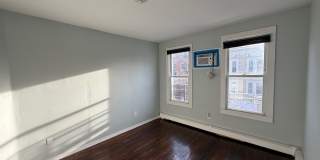 1221 Summit Ave Gallery 1