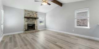 Spicewood Gold! 3-6 month leases available! Gallery 3