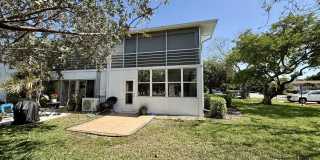 21 Newport B Court Gallery 27