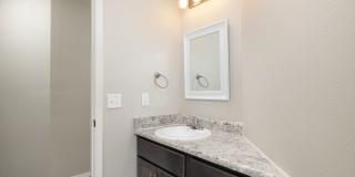 Spacious 3 Bedroom Duplex! Gallery 7