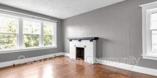 81 Saranac Gallery 3