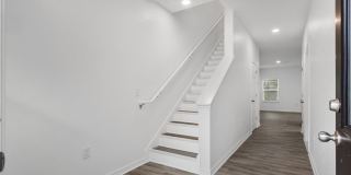 Spacious 4-Bedroom Townhome Gallery 4
