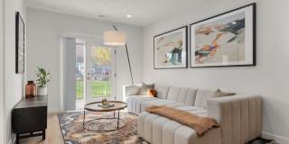 Linden Hill Gallery 18