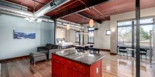 Luxury Furnished Old Town Condo – Modern Elegance in the Heart of Fort Collins Gallery 1