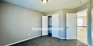Gorgeous, Updated Home w/ Granite Counters and Wood Floors in Kitchen, Walkout Finished Basement! Gallery 39