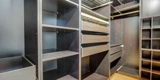 19355 Sherman Way, Gallery 30