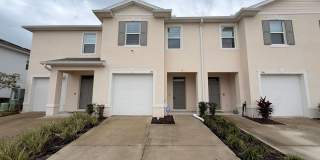 Modern 3-Bedroom Townhome in Daytona Gallery 1