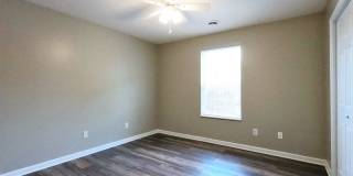 FOUNTAIN CITY: GROUND LEVEL 2 BEDROOM, 2 BATHROOM CONDO IN MAPLE CHASE Gallery 11