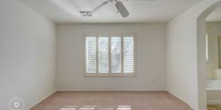 Gorgeous 4 Bed 3 Bath 3 Car home in Peoria with community Pool Gallery 18
