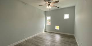 132 E University Gallery 21