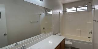 3 beds, 2 baths, 1,442 sqft Gallery 11