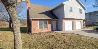 3 Bedroom Duplex In Great Location Gallery 1