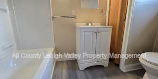 1301 Washington St Gallery 4