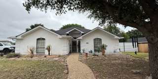 Beautifully updated home IN THE BLUFFS COMING SOON! Gallery 1