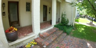 824 Oakwood St - B Gallery 38