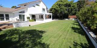 Del Mar Heights Home 4 Bedroom + bonus room, 2.5 Baths 3 Car Garage Gallery 1