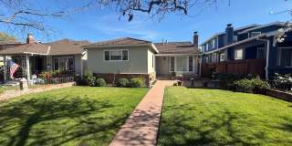 Charming Hayward Park Residence Gallery 1