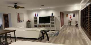325 Sunset Drive Gallery 4