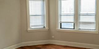 2229-35 W Wilson Gallery 5