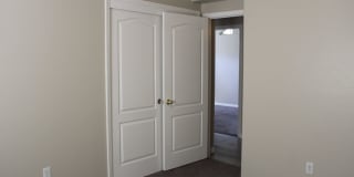 North West Home with Solar and Pool for Rent Gallery 12