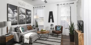 Austin Avenue Gallery 7