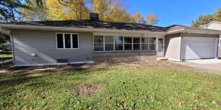 4939 North Meade Street Gallery 1