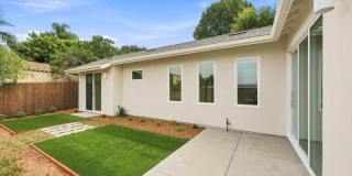 424 North Rios Avenue Gallery 1