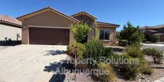 2861 Walsh Loop SE Gallery 1