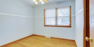 3 bedroom, 2 bath Ranch -AVAILABLE AUGUST Gallery 11