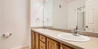 Remodeled Townhome with oversize 2 CAR GARAGE and storage Gallery 16