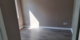 900 E Dale Gallery 10