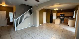 Stylish 3-Bed Home with Loft & Low-Maintenance Backyard in Phoenix Gallery 4