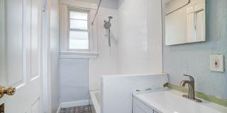 Three Bedroom in Cincinnati! Gallery 23