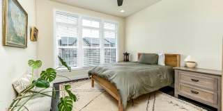42284 CRAWFORD Terrace Gallery 36