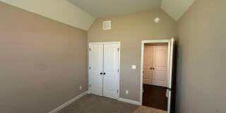 AVAILABLE NOW IN SOUTHAVEN! Spacious 4BR Home with Bonus Room & Fenced Yard Gallery 11