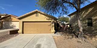 3 Bedroom - 2 Bath - 2 Car Garage - Green Valley, AZ Gallery 1