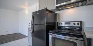 Secure 2 Bd 1 Ba 1 pkg at Hala Sun- $2700 small pet friendly - 754 Ekela Ave #608 Gallery 11