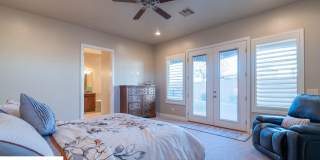 Stunning 2 Bedroom Fully Furnished Home. Community Pool & Mini Golf! Gallery 55