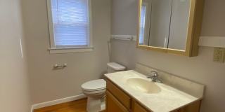 3 Bed 2 Bath Cottage in Midtown! Gallery 21