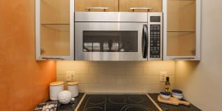 The Hudson Gallery 2