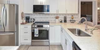 901 Seafarer Circle Gallery 1