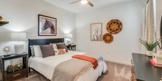 2201 Creekview Gallery 21