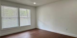 16 Ventura Boulevard Gallery 3